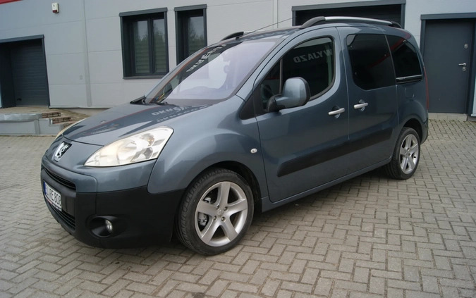 Peugeot Partner cena 19900 przebieg: 191258, rok produkcji 2008 z Niemodlin małe 407